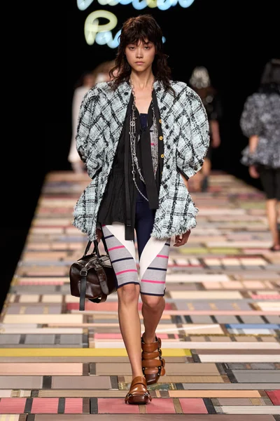 Look 6